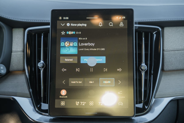 New 2027 Volvo XC90 B5 Plus AWD/4WD image 22