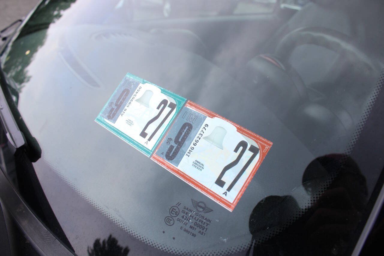 Used 2011 MINI Cooper S FWD image 32