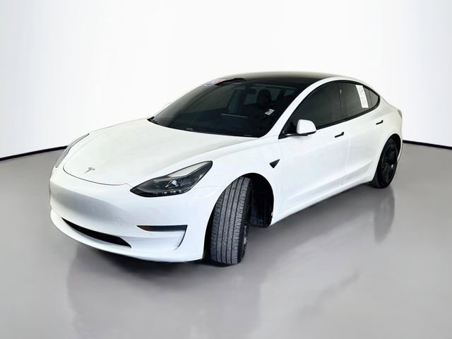 Used 2021 Tesla Model 3 Standard Range Plus RWD image 4