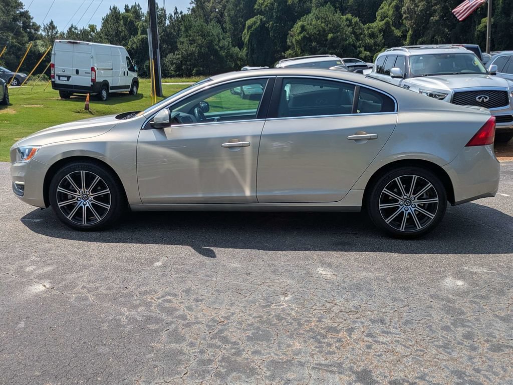 Used 2018 Volvo S60 T5 Inscription FWD image 5