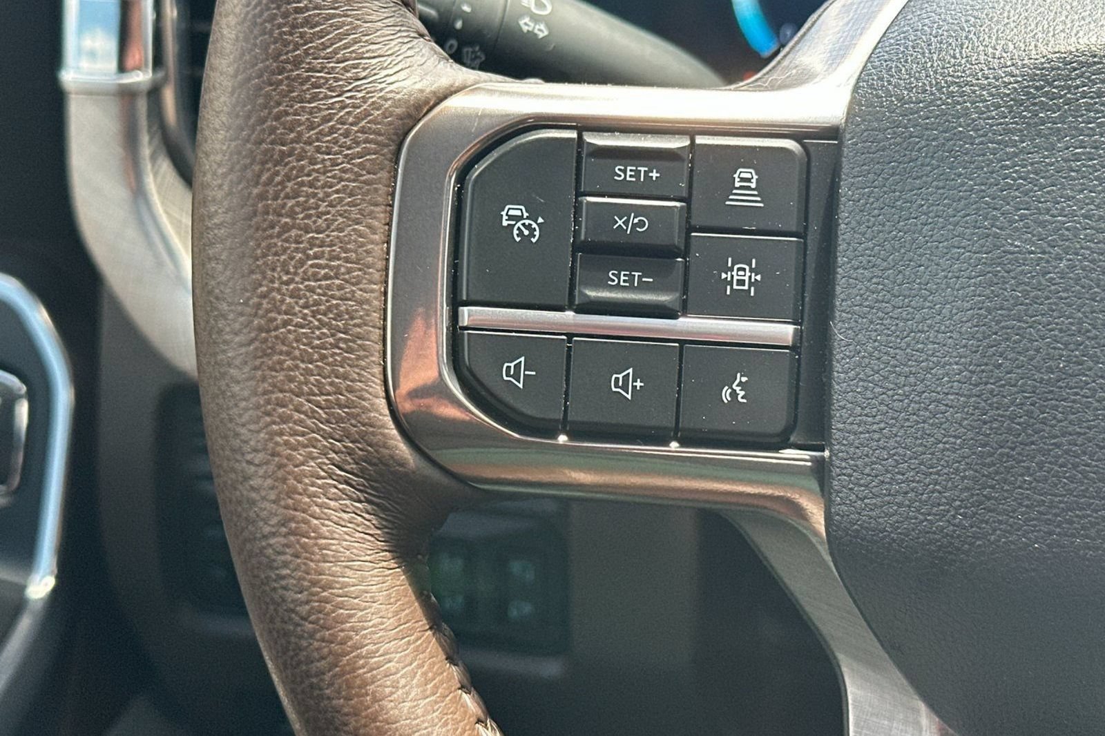 Used 2025 Ford F250 King Ranch AWD/4WD image 32