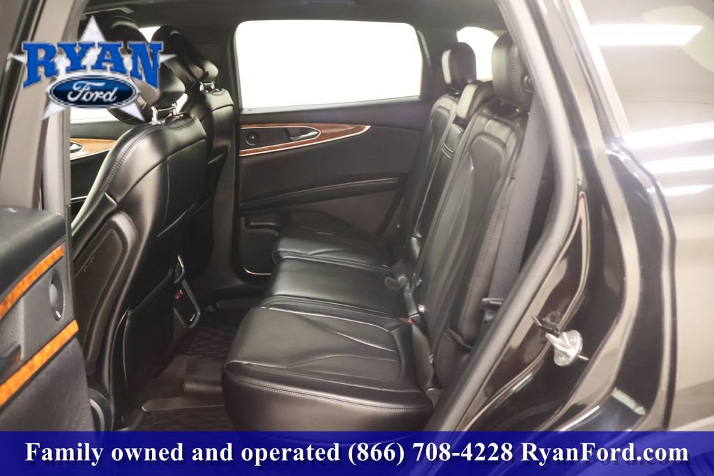 Used 2020 Lincoln Nautilus Reserve w/ Cargo Utility Package image 12