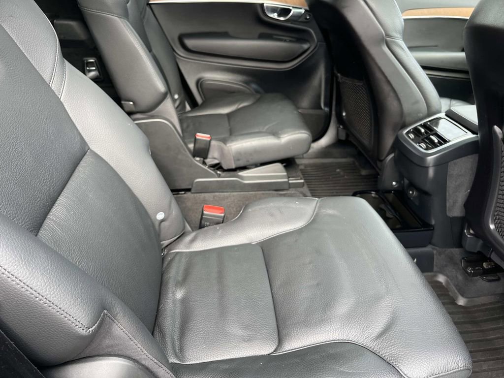 Certified 2023 Volvo XC90 B6 Plus w/ Protection Package image 22