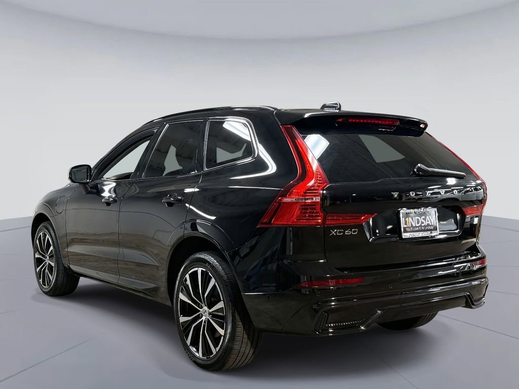 Used 2023 Volvo XC60 T8 Plus w/ Climate Package image 12