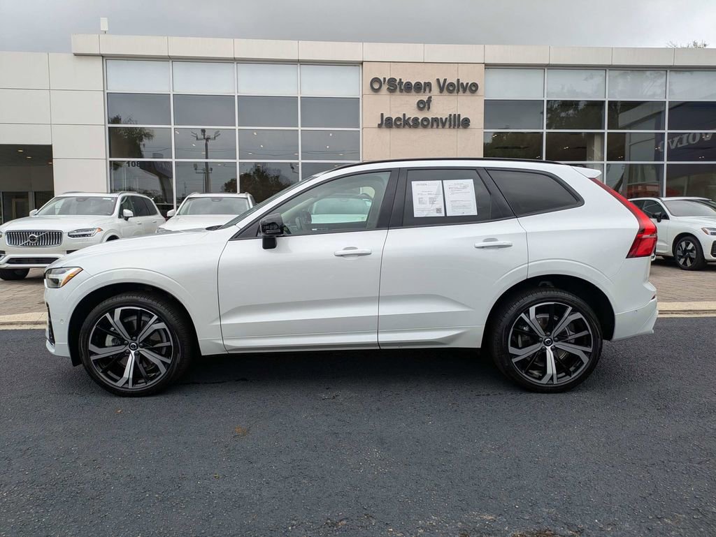 Certified 2025 Volvo XC60 B5 Ultra w/ Protection Package Premier AWD/4WD image 3