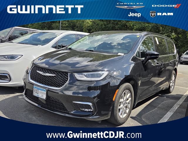Used 2024 Chrysler Pacifica Touring-L FWD video 1