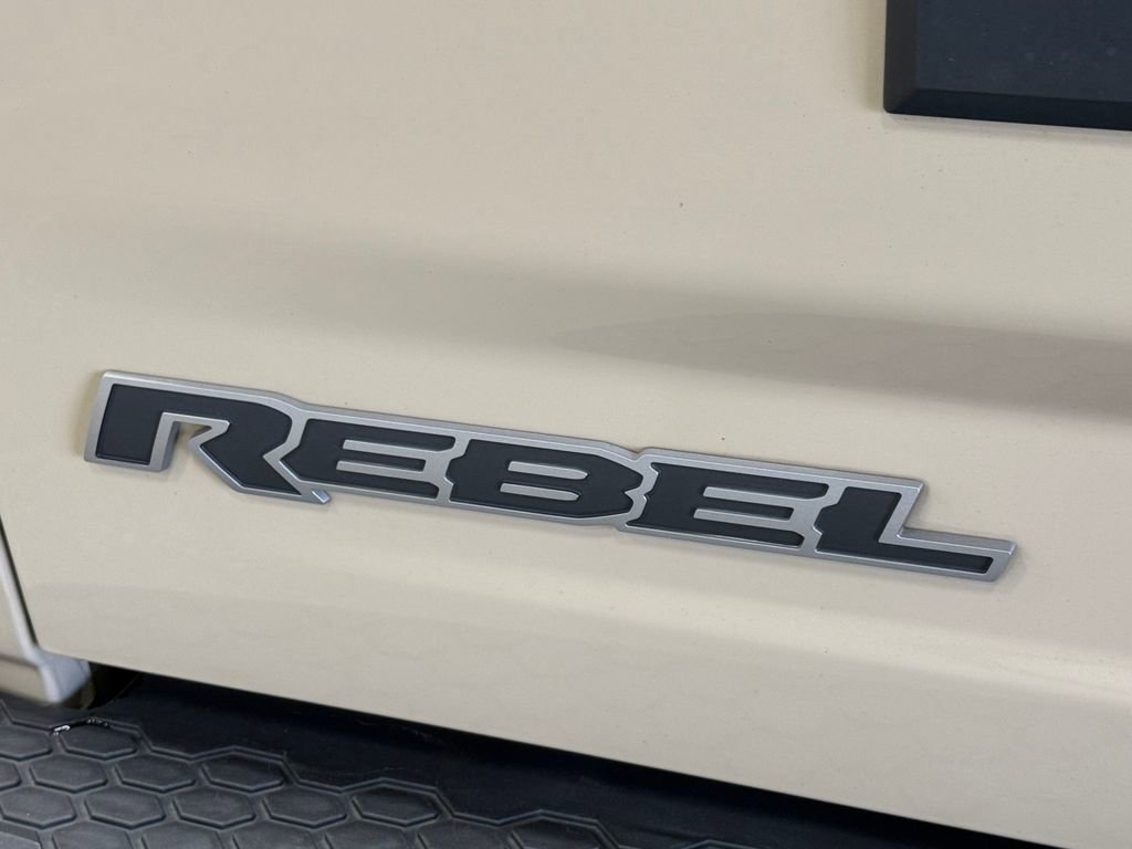 Used 2017 RAM 1500 Rebel w/ Luxury Group image 41