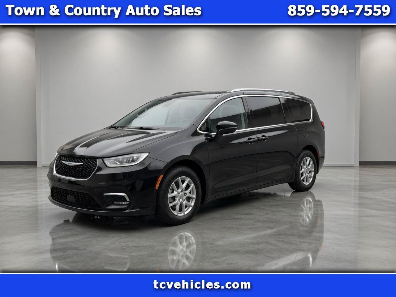 Used 2021 Chrysler Pacifica Touring-L FWD image 1