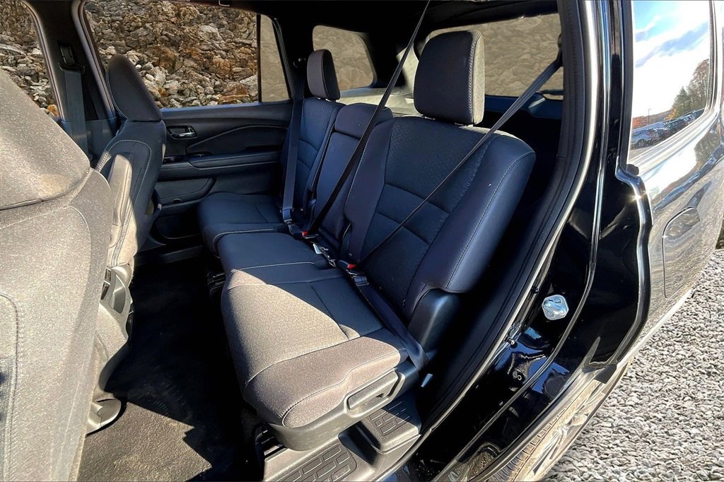 Used 2021 Honda Passport Sport image 21