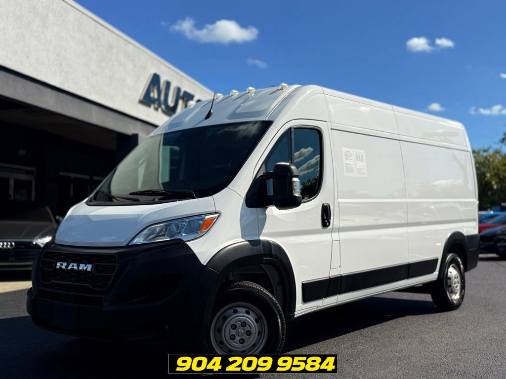 Used 2023 RAM ProMaster 3500 FWD image 1