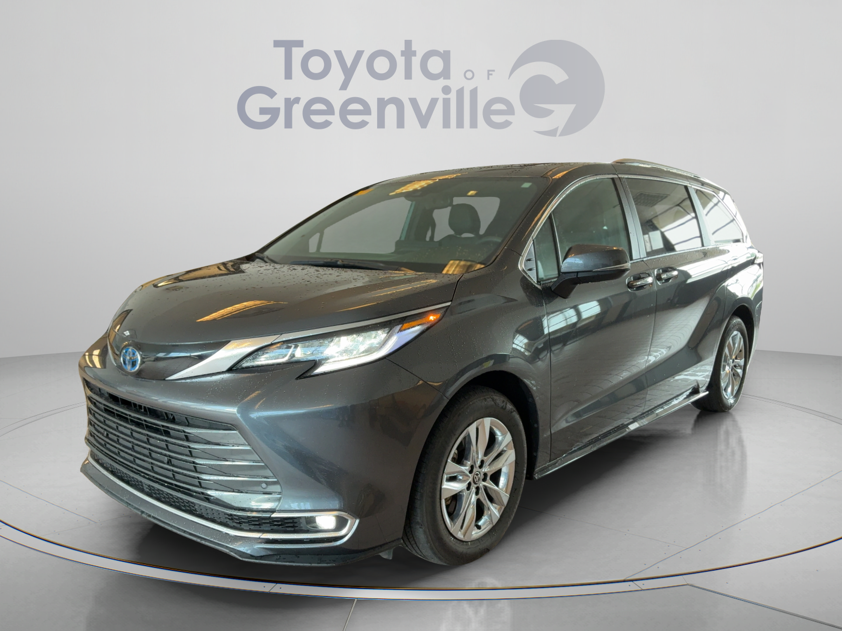 Certified 2025 Toyota Sienna Limited AWD/4WD image 1