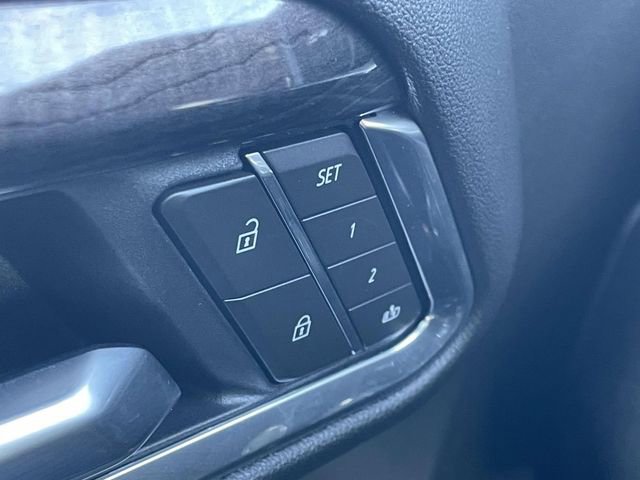 Used 2025 Chevrolet Silverado 2500 LTZ image 24