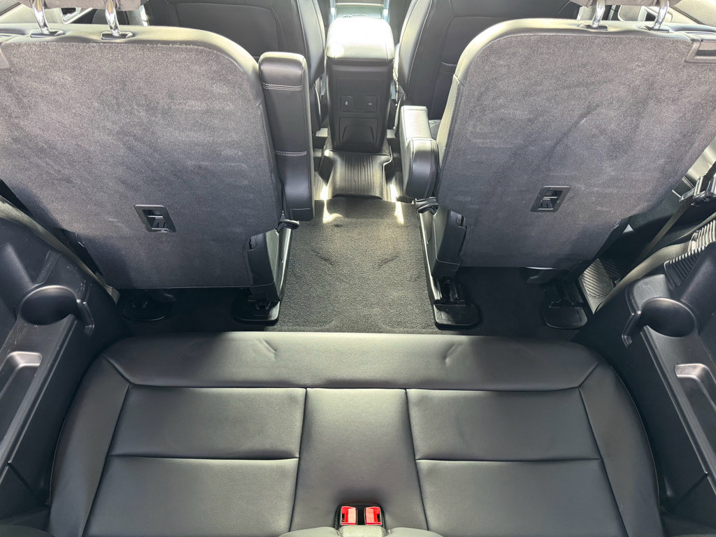 Certified 2023 Ford Explorer XLT w/ Equipment Group 202A image 9