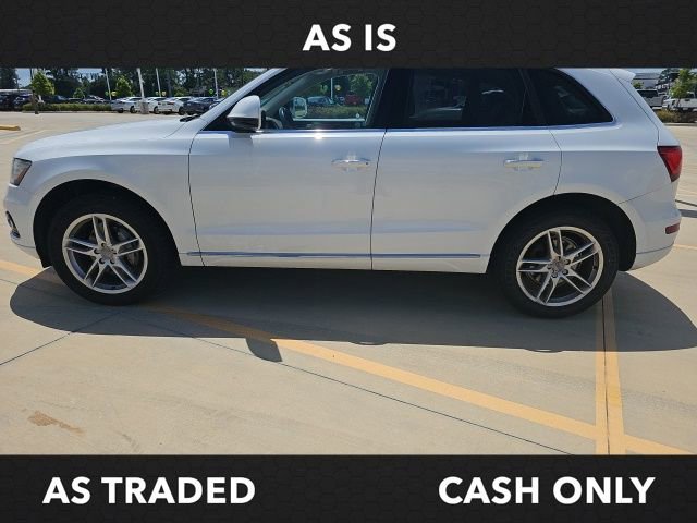 Used 2017 Audi Q5 2.0T Premium Plus w/ Technology Package image 4