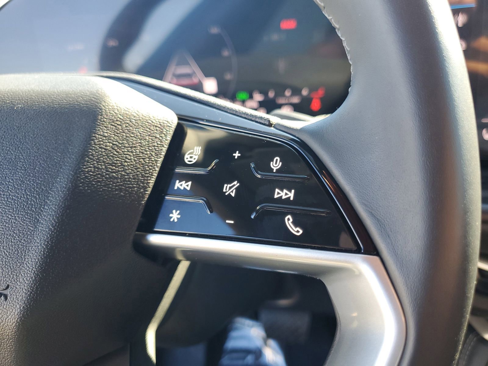 Used 2025 Audi Q5 Premium w/ Convenience Package image 25