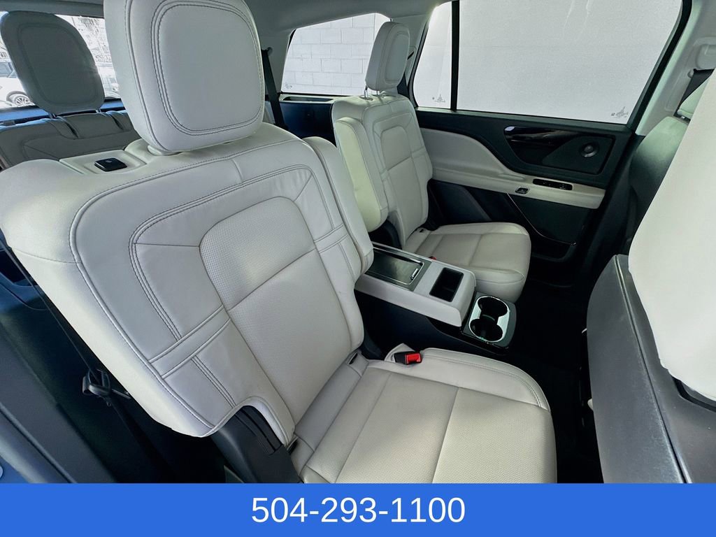 Used 2025 Lincoln Aviator Reserve image 29