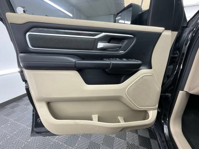Used 2020 RAM 1500 Big Horn AWD/4WD image 12