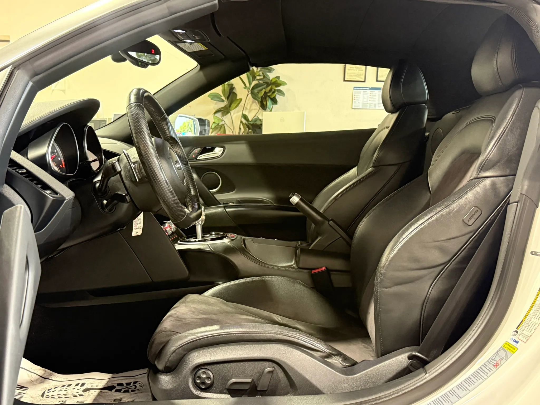 Used 2014 Audi R8 V8 AWD/4WD image 21