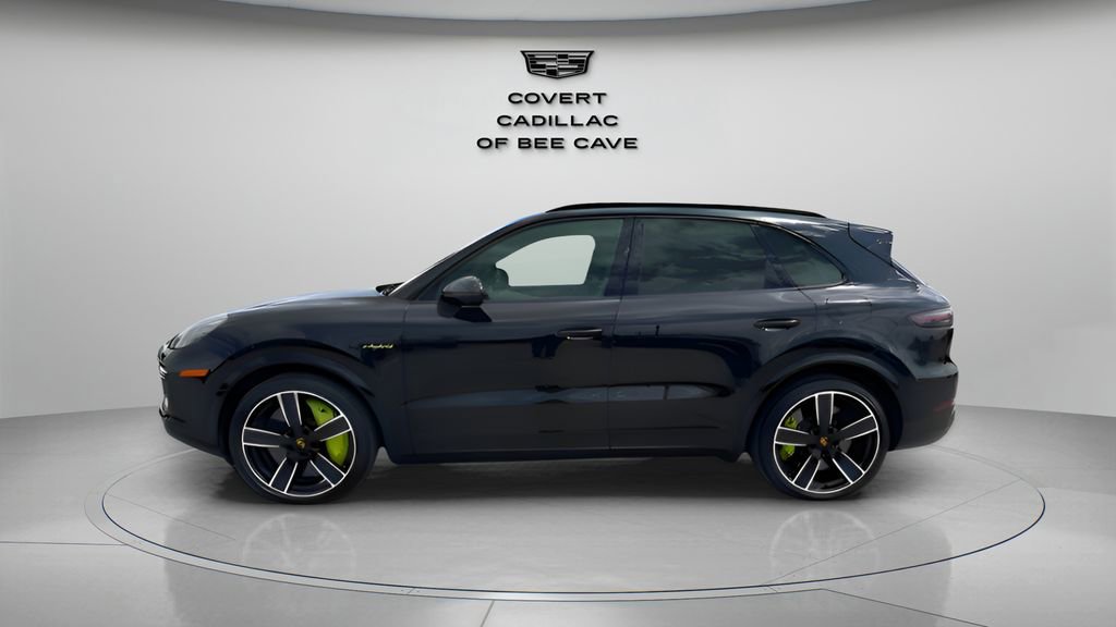 Used 2023 Porsche Cayenne Turbo S image 9