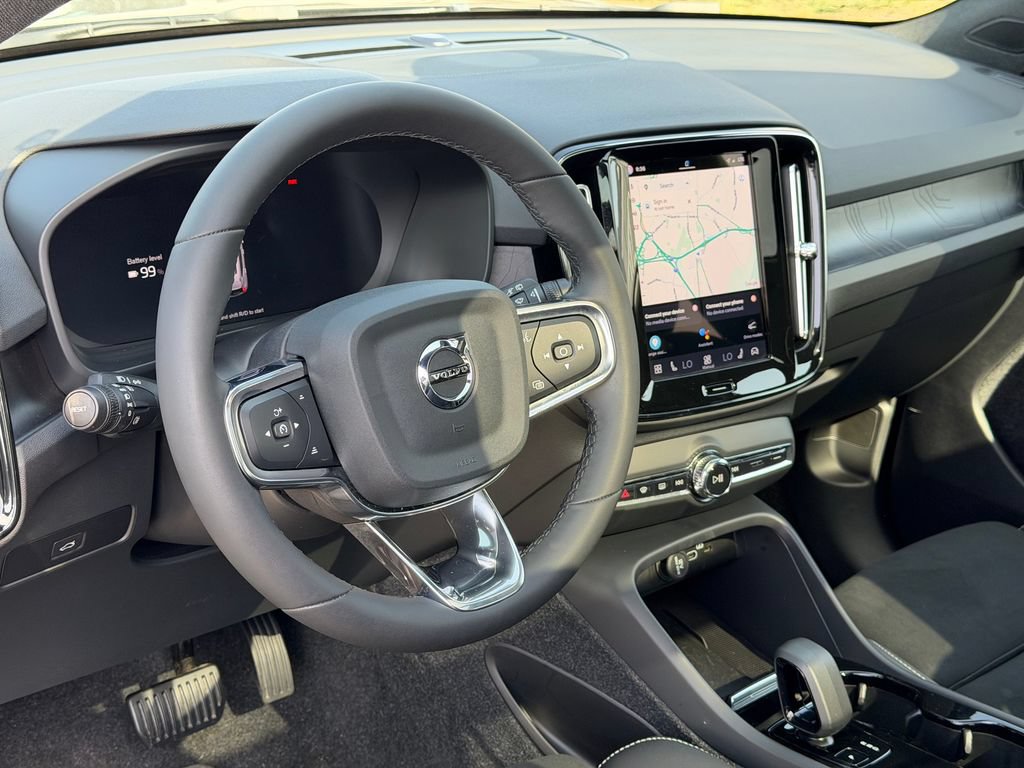 Certified 2023 Volvo XC40 Recharge Plus AWD/4WD image 24