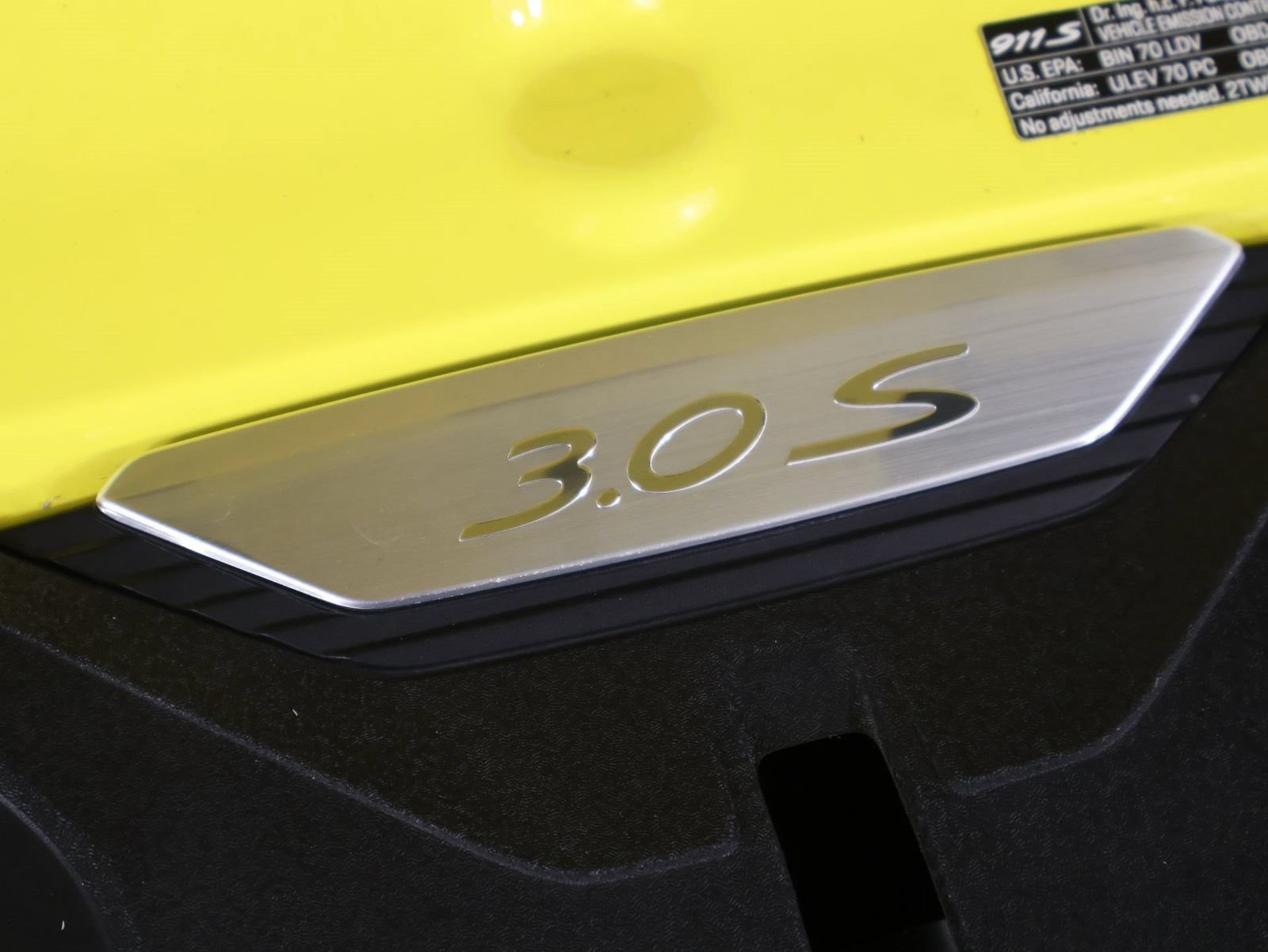 Certified 2020 Porsche 911 Carrera S RWD image 26