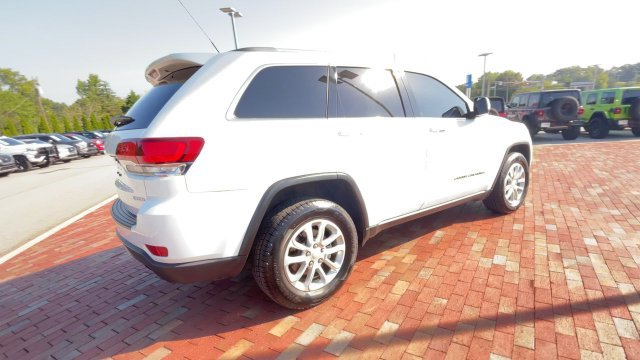 Used 2021 Jeep Grand Cherokee Laredo AWD/4WD image 9