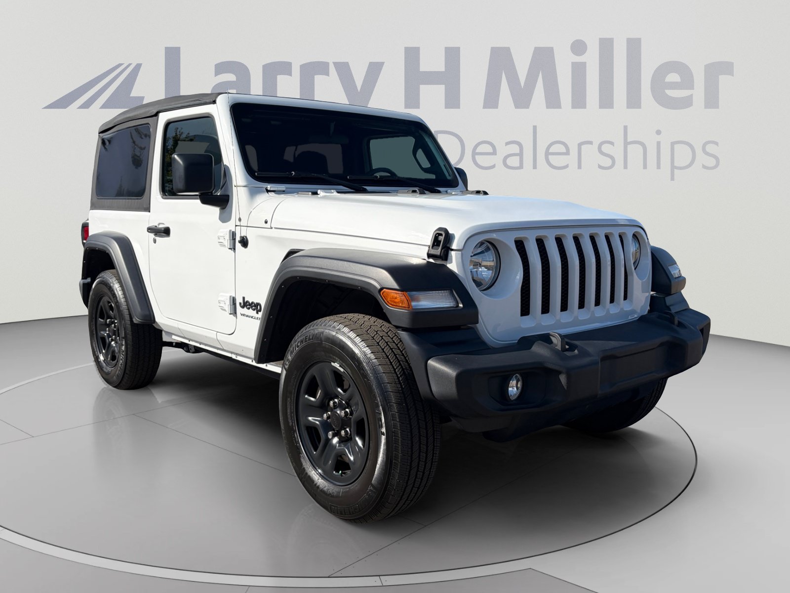 Used 2022 Jeep Wrangler Sport AWD/4WD image 8