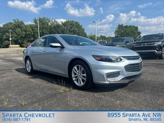 Used 2017 Chevrolet Malibu LT FWD image 1