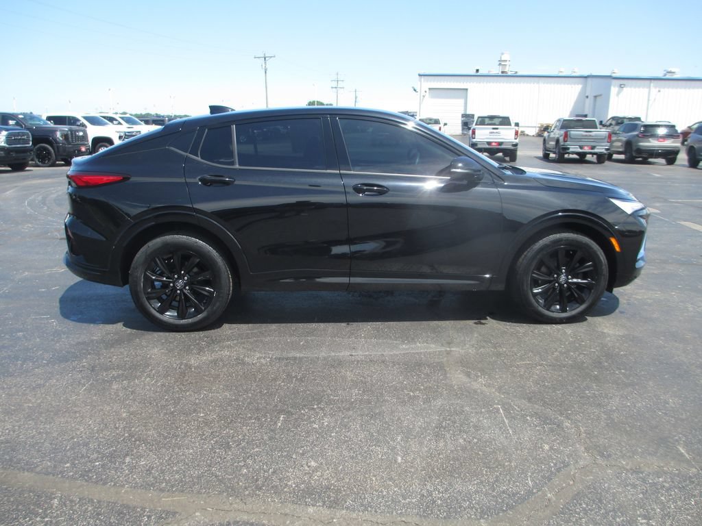 Certified 2024 Buick Envista Sport Touring w/ Convenience I Package FWD image 5