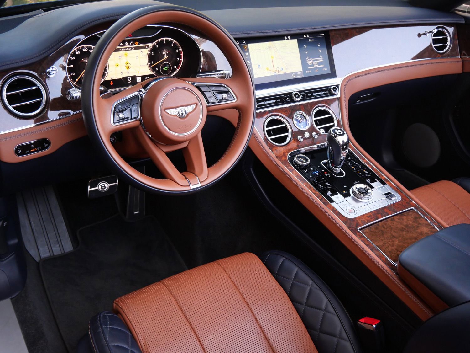 Used 2021 Bentley Continental GT Mulliner AWD/4WD image 14