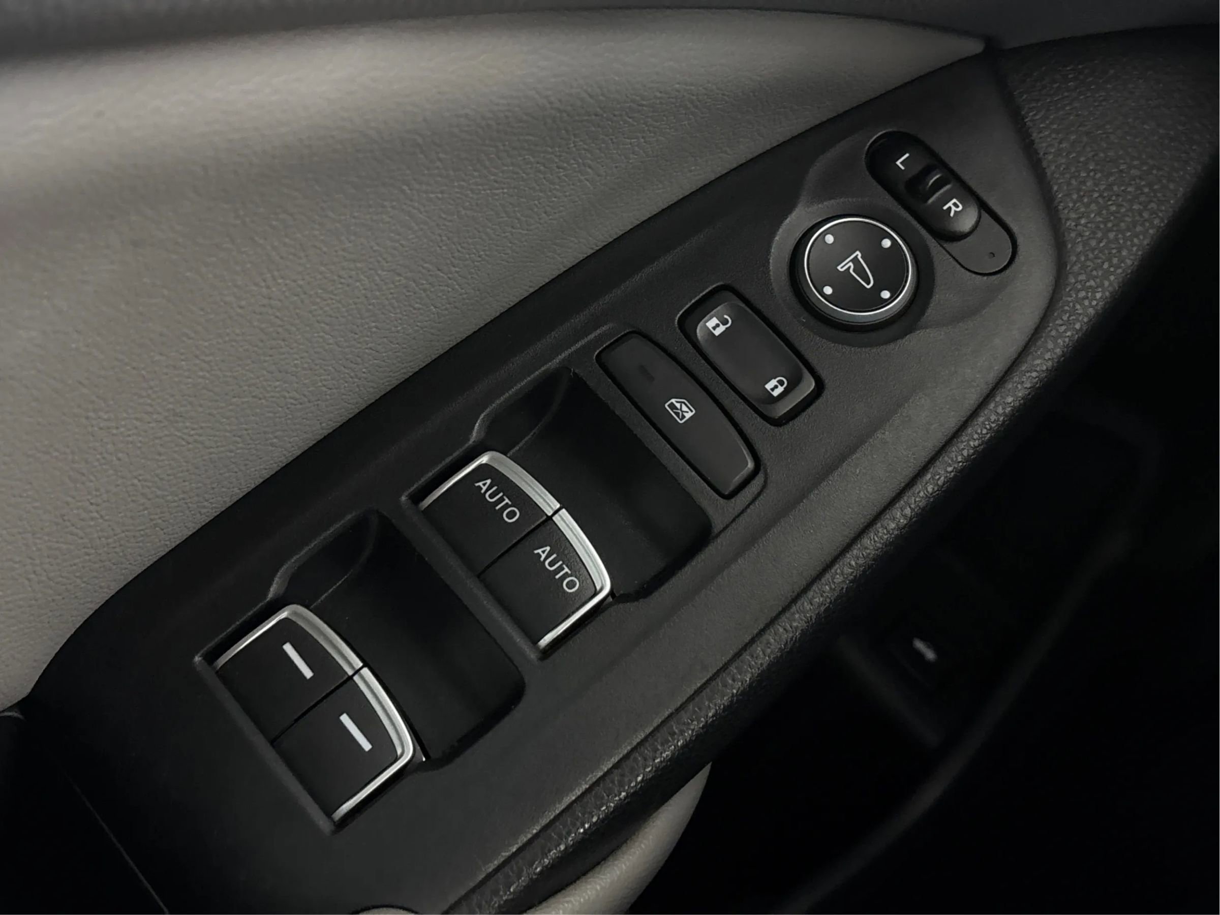 Used 2019 Honda Accord LX image 42