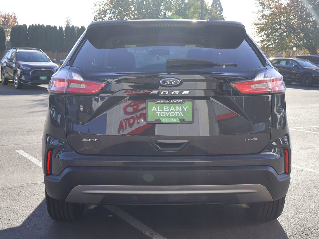 Used 2021 Ford Edge SEL w/ Cargo Accessory Package image 5