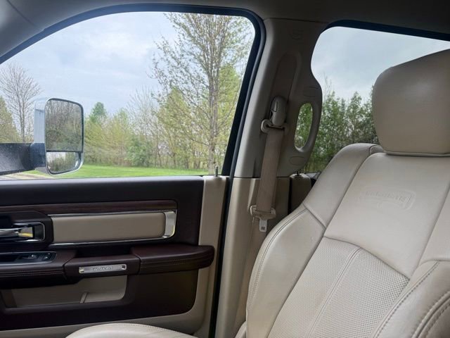 Used 2018 RAM 3500 Laramie image 34