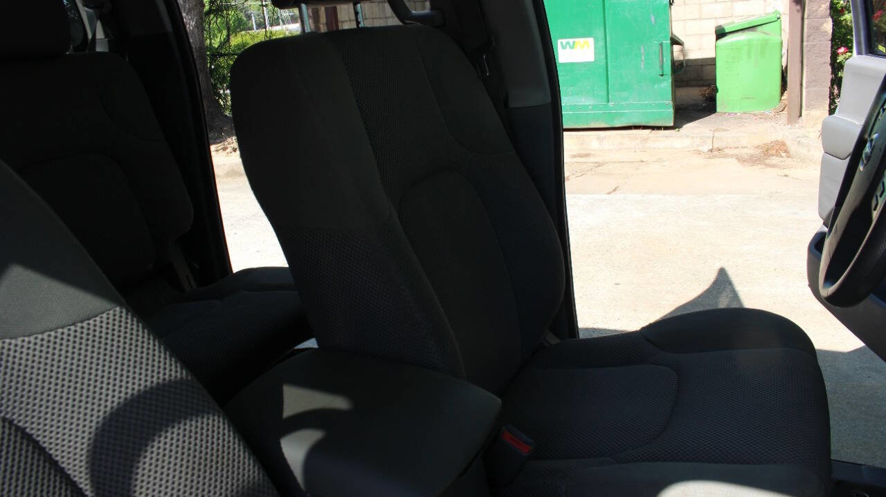 Used 2015 Nissan Frontier SV w/ SV Value Truck Package image 31