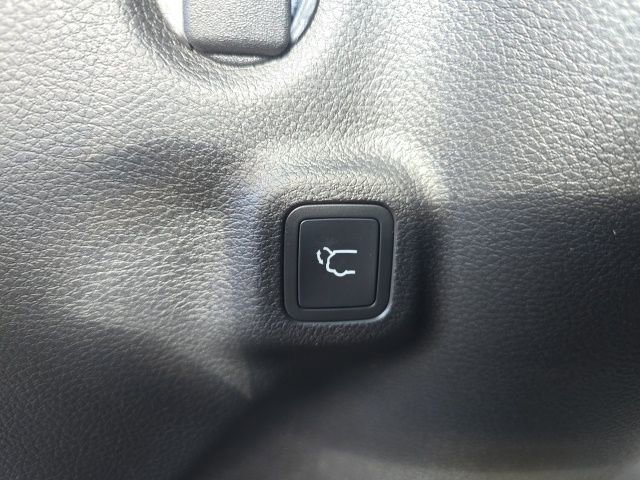 New 2026 Jeep Compass Limited image 11