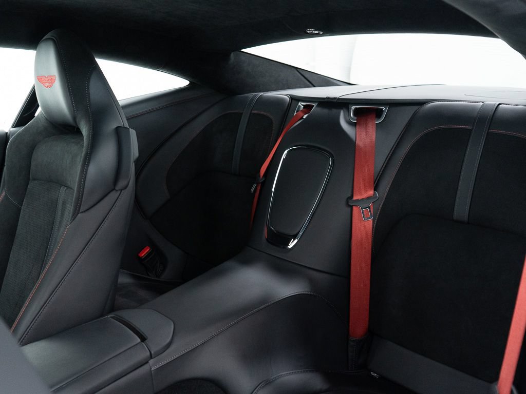 Used 2025 Aston Martin DB12 Coupe RWD image 20