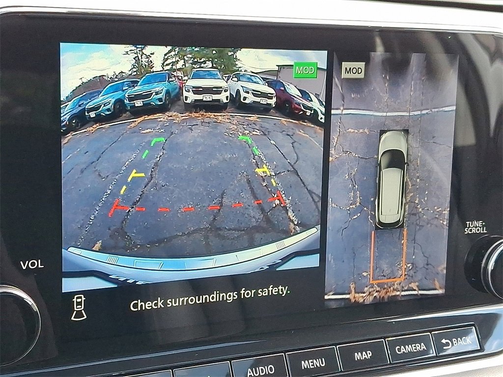 Used 2023 Nissan Rogue SL w/ SL Premium Package image 6