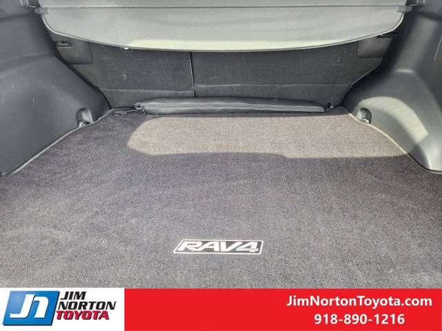 Used 2024 Toyota RAV4 XSE AWD/4WD image 32