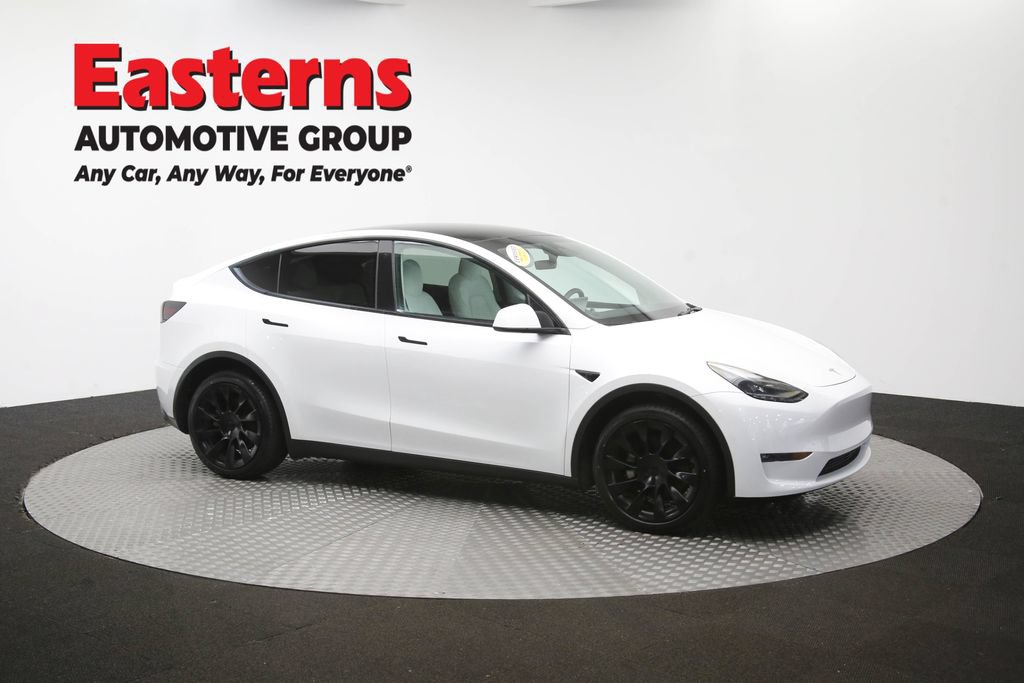 Used 2022 Tesla Model Y Long Range AWD/4WD image 43