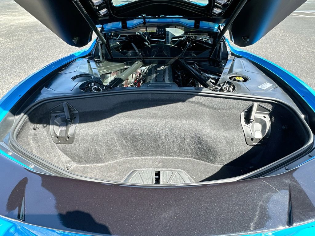 Used 2023 Chevrolet Corvette Stingray Preferred Cpe w/ Body-Color Dual Roof Package RWD image 24