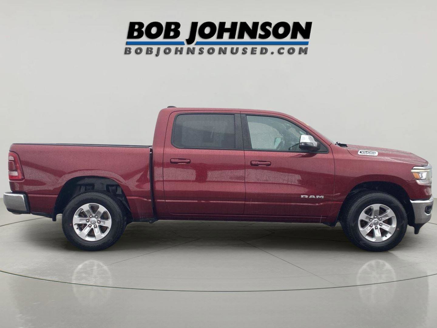Used 2023 RAM 1500 Laramie AWD/4WD image 2