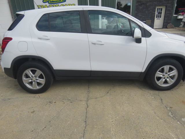 Used 2019 Chevrolet Trax LS FWD image 7