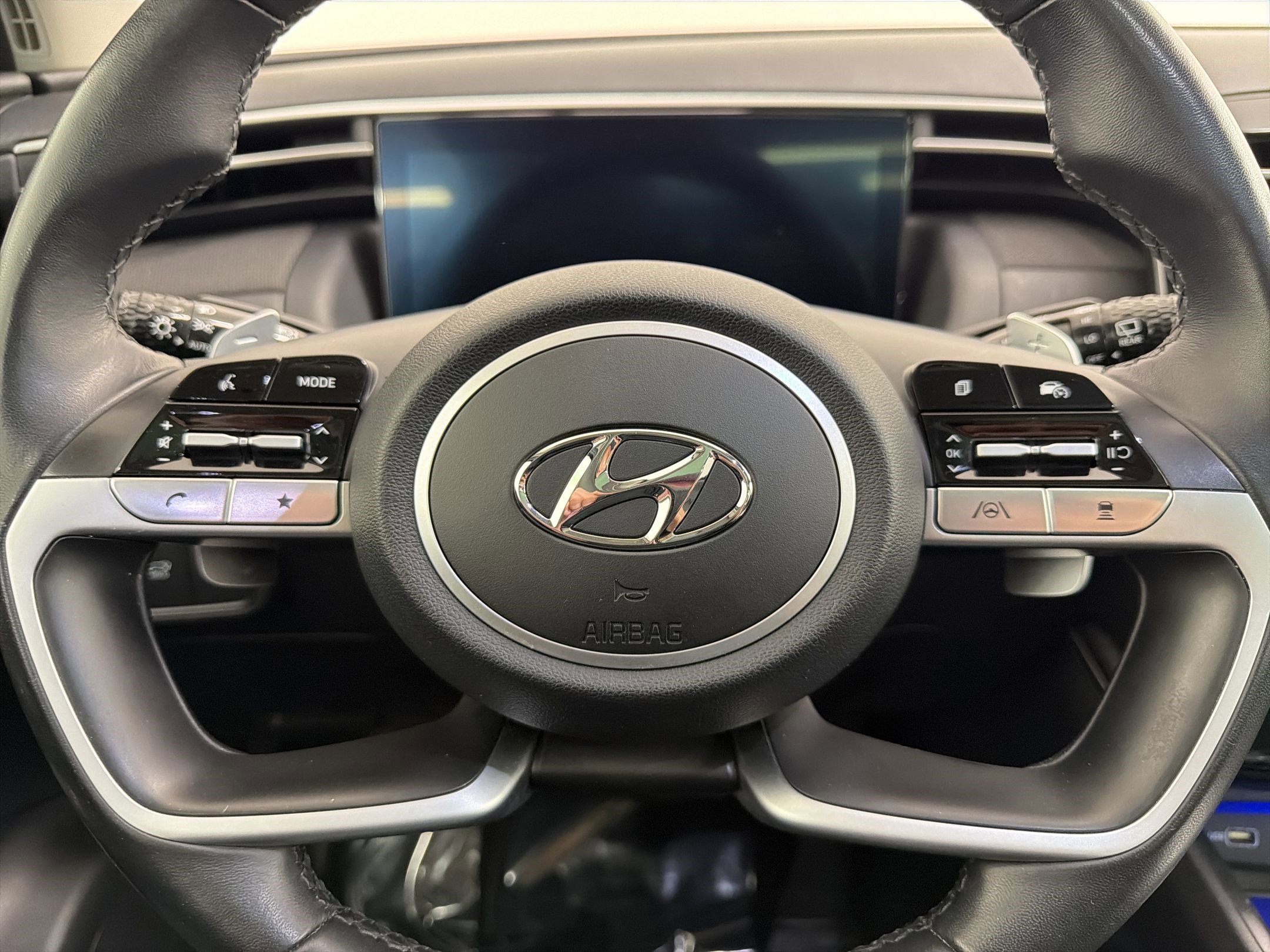 Used 2023 Hyundai Tucson Limited FWD image 16