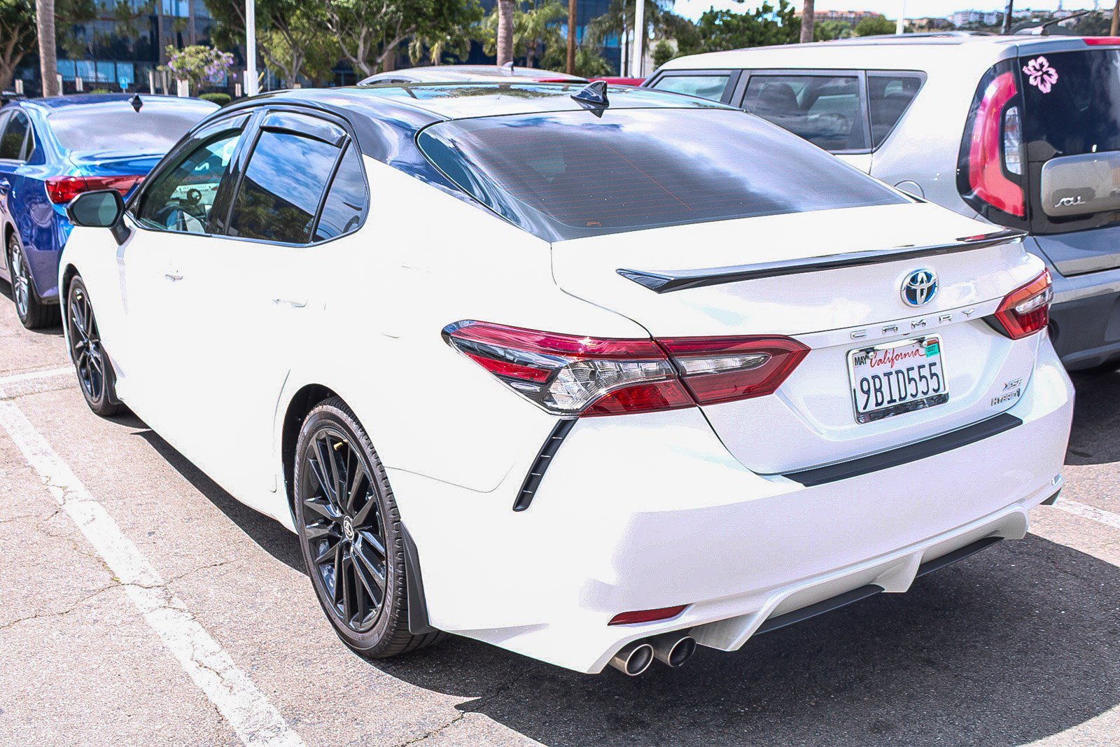 Used 2022 Toyota Camry XSE w/ Navigation Upgrade Package FWD image 15