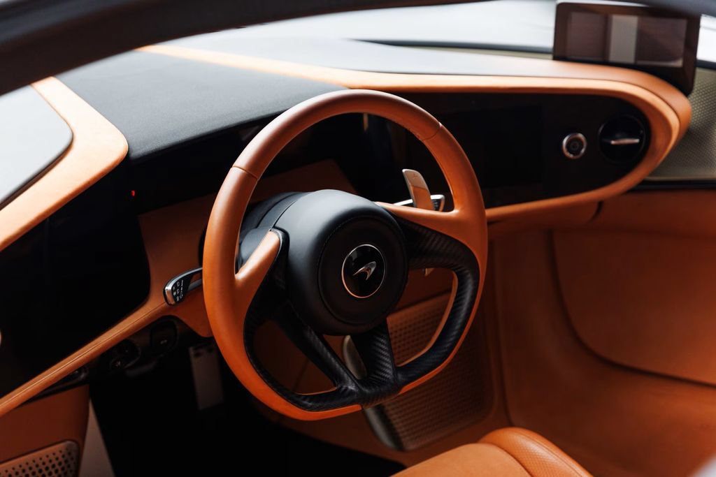 Used 2020 McLaren Speedtail RWD image 55