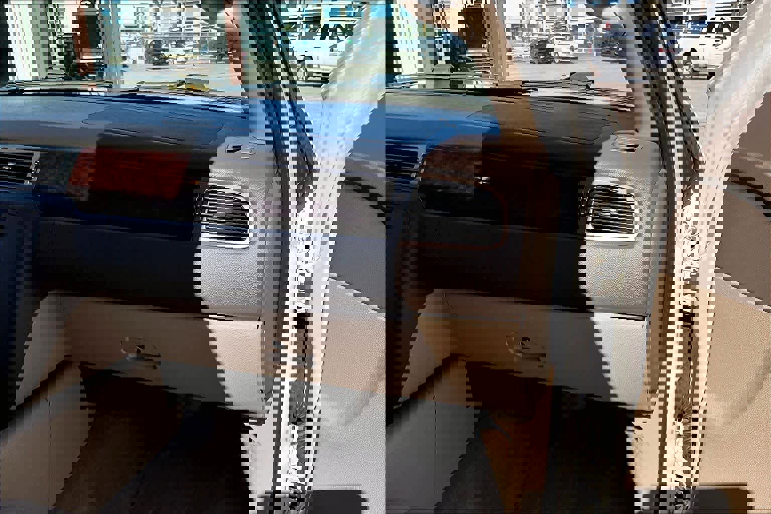 Used 2012 GMC Yukon SLT w/ Texas Edition image 18