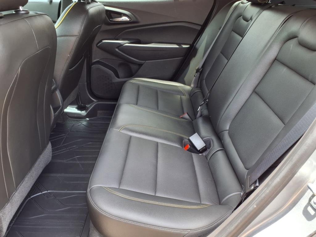 Used 2025 Chevrolet Trax ACTIV w/ Driver Confidence Package image 10