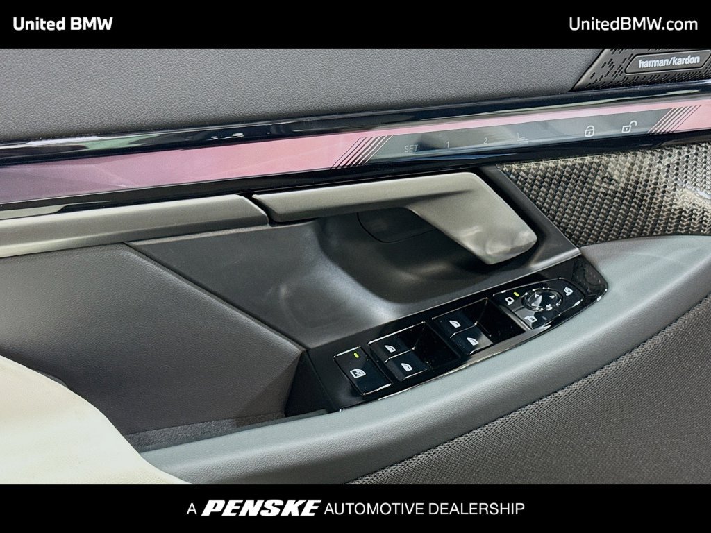 New 2027 BMW 530i w/ M Sport Package RWD image 3
