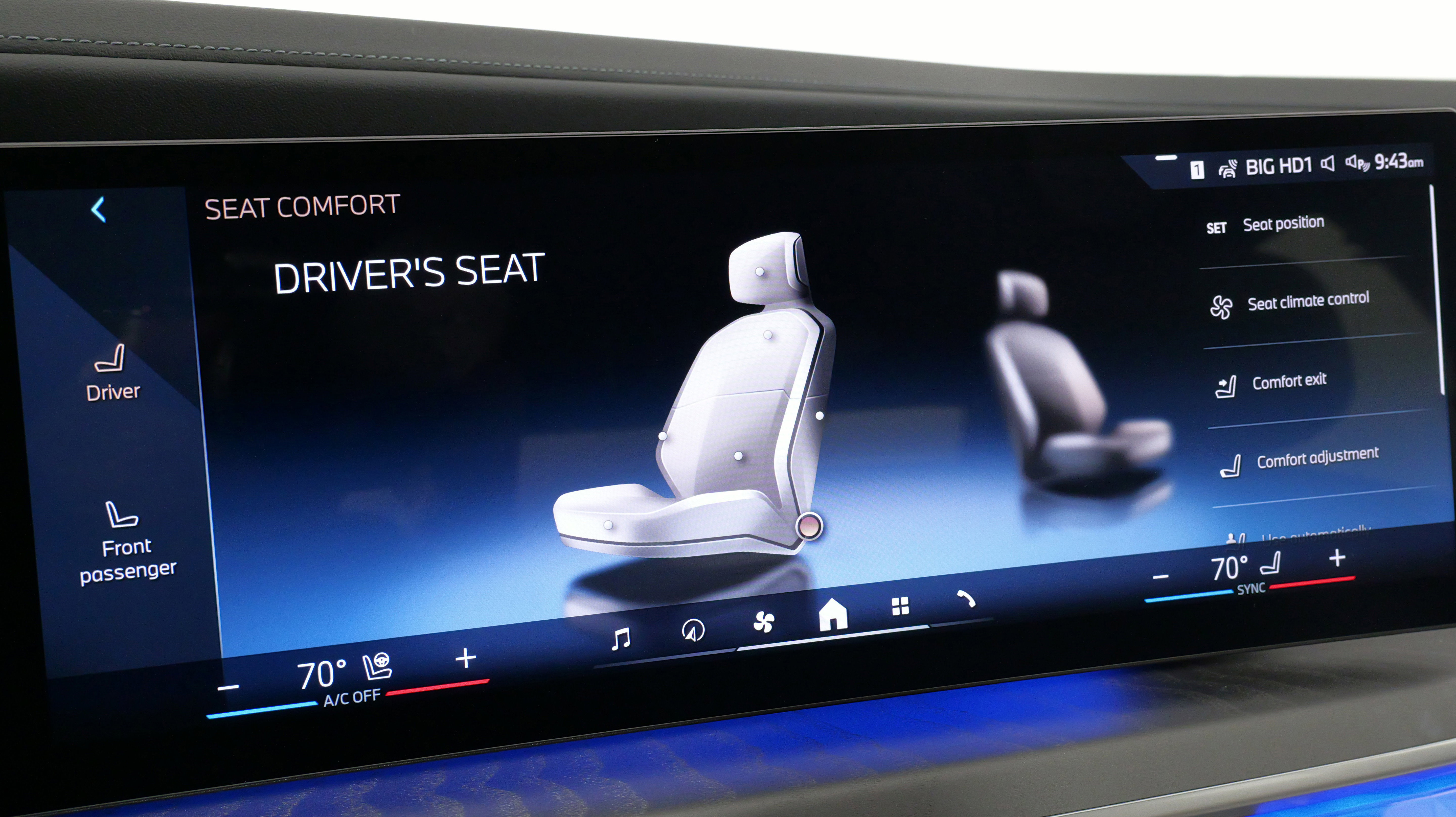 Used 2023 BMW 760i xDrive image 45