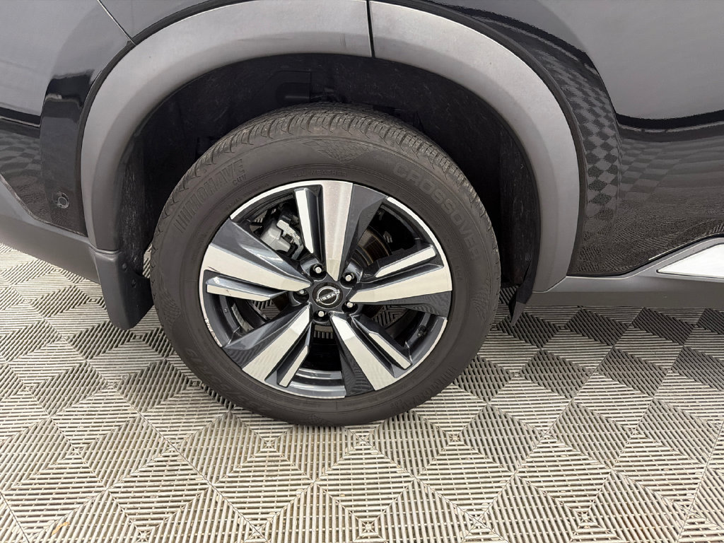 Used 2023 Nissan Rogue SL w/ SL Premium Package FWD image 19